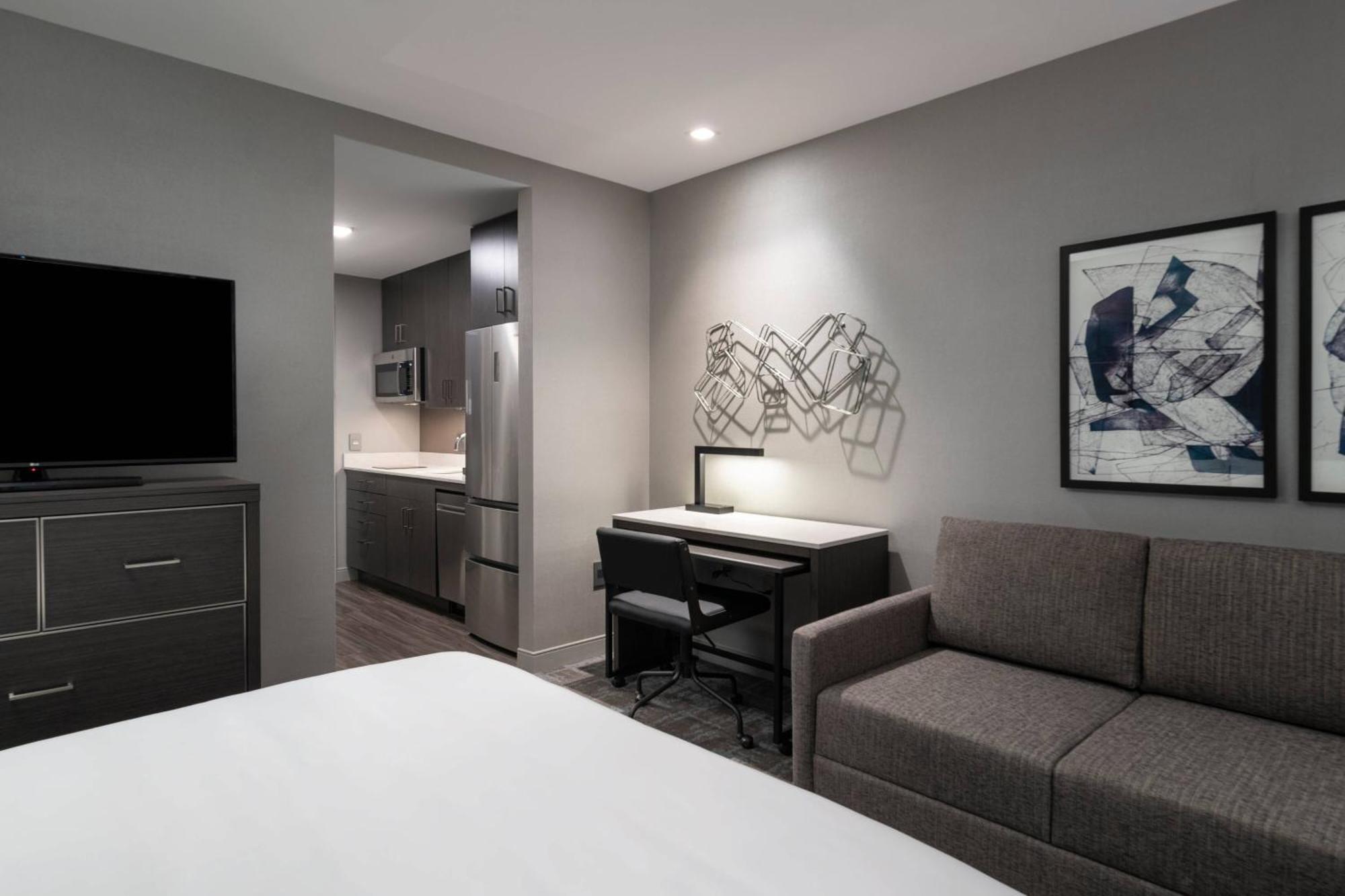 Towneplace Suites By Marriott Boston Медфорд Екстер'єр фото